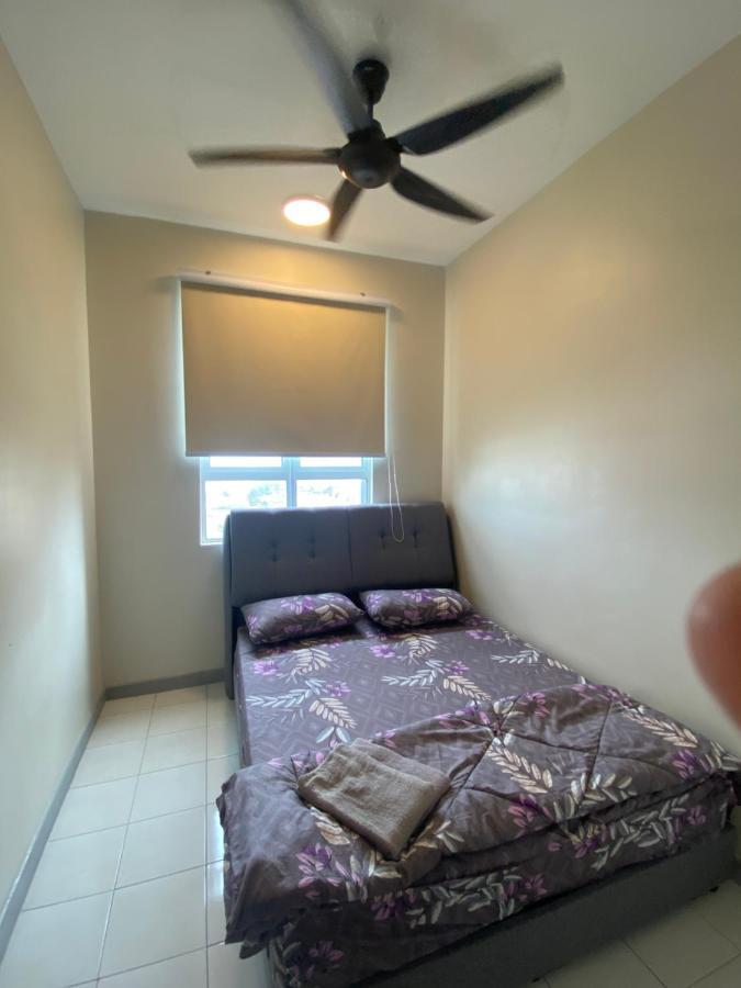 Orked Vanda, 3 Bedroom Apartment, Seaview Netflixwifiyoutube * Kuala Terengganu