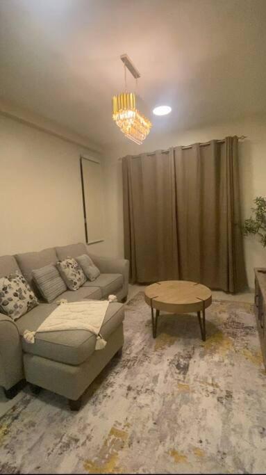 Apartment Orked Vanda, 3 Bedroom Apartment, Seaview Netflixwifiyoutube Kuala Terengganu